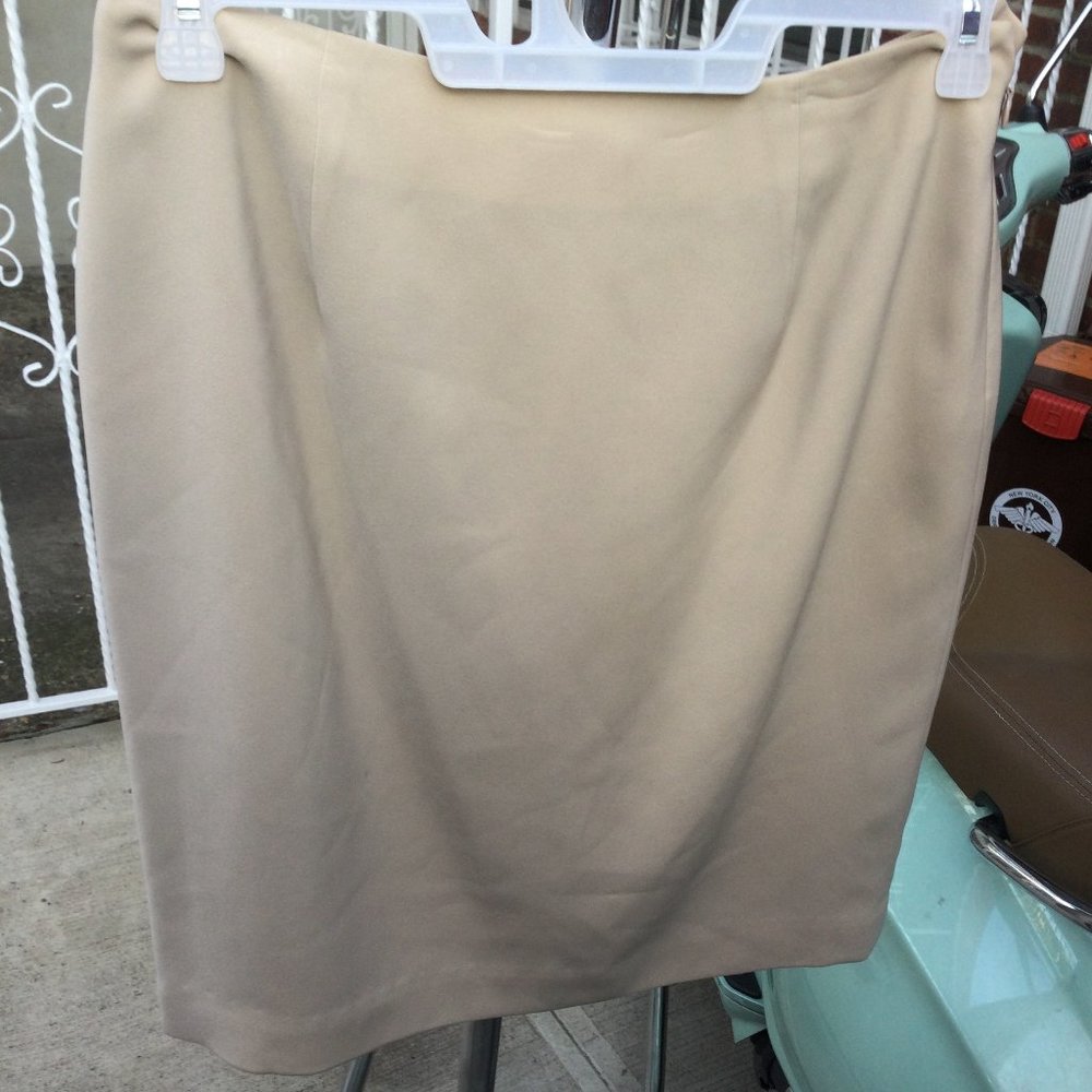 Casual Work Skirt, Mid-length